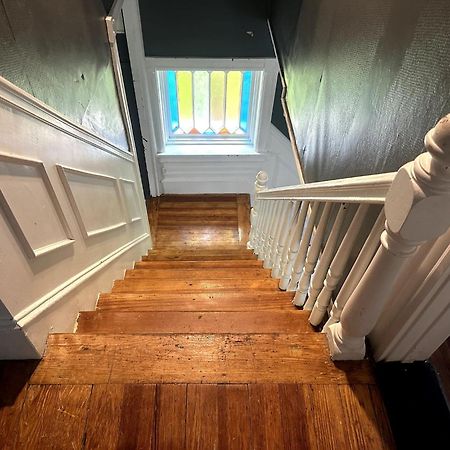 1 Ridgeway Avenue Villa Providence Exterior photo